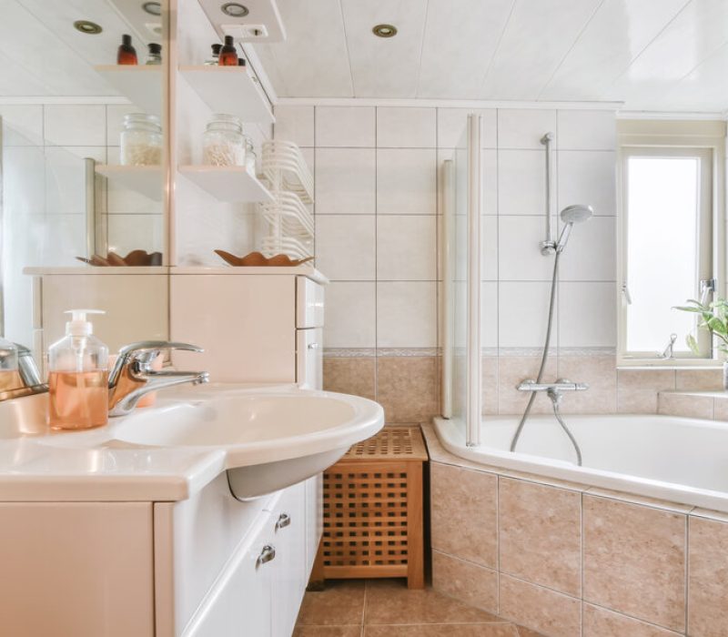 Sleek and elegant bathroom in light colors